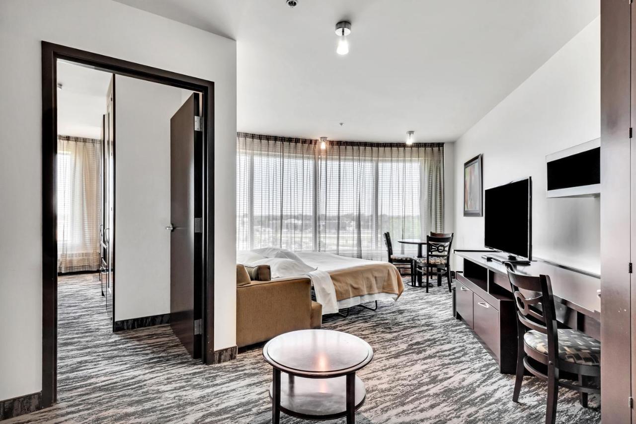 Hotel Mortagne Boucherville Eksteriør bilde