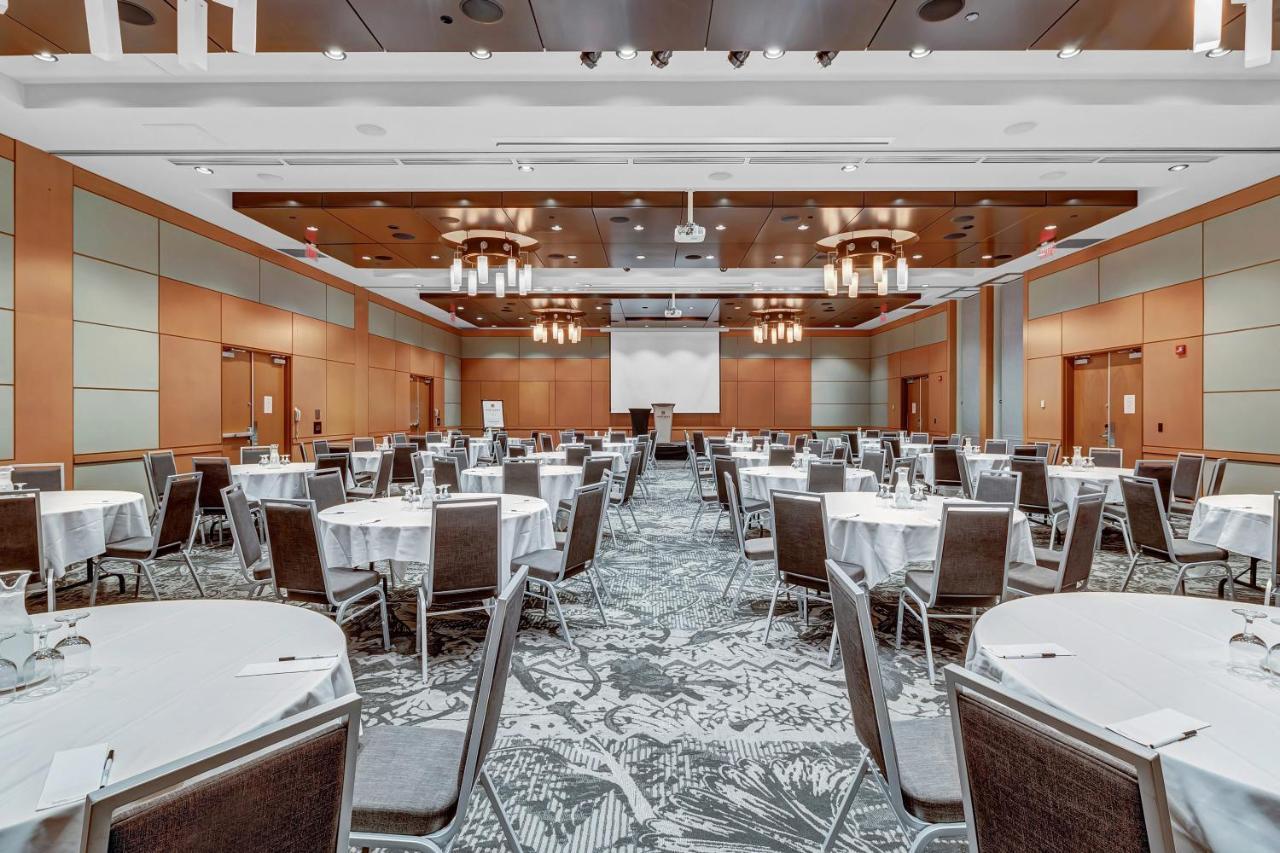 Hotel Mortagne Boucherville Eksteriør bilde