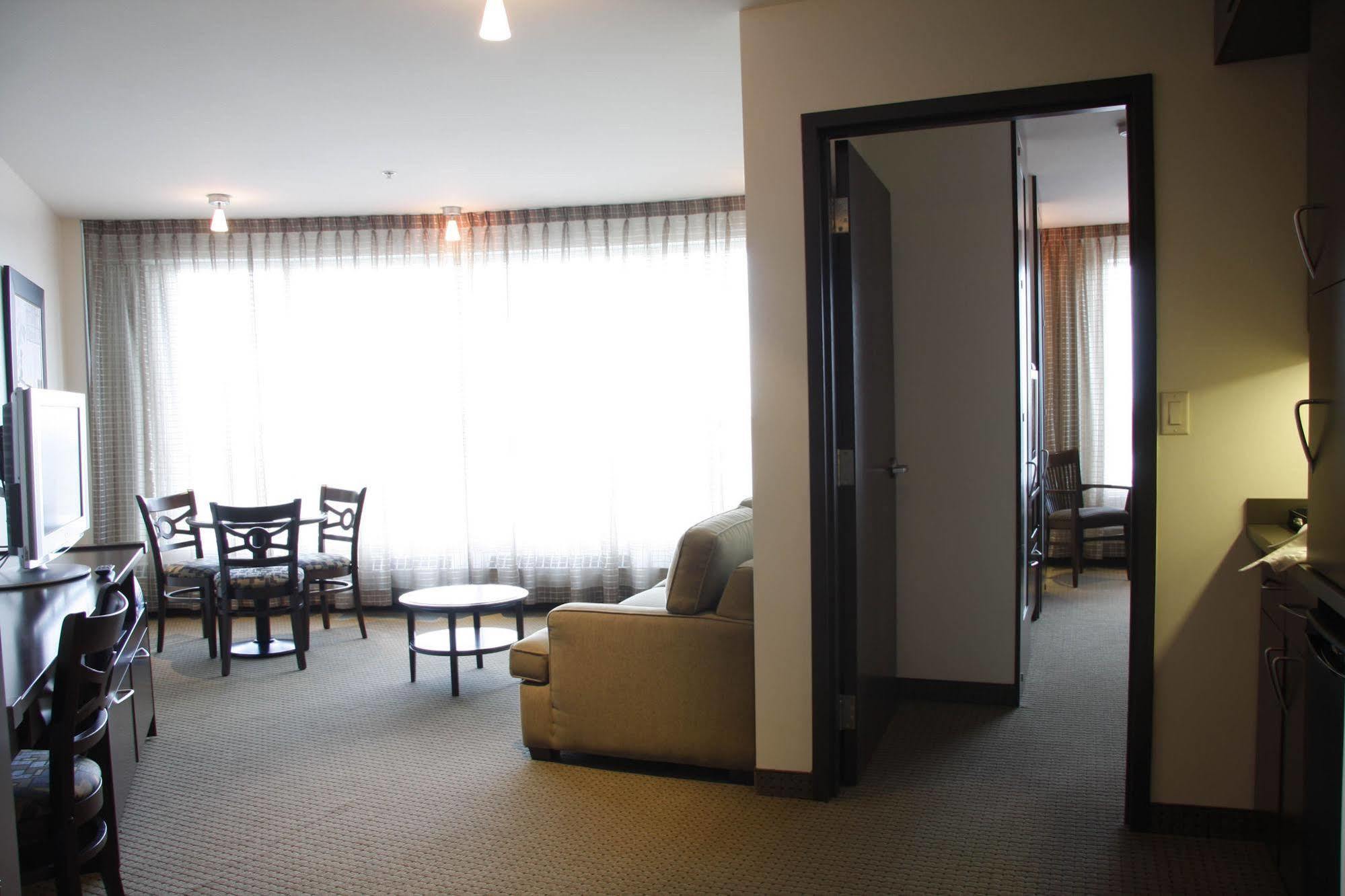 Hotel Mortagne Boucherville Eksteriør bilde